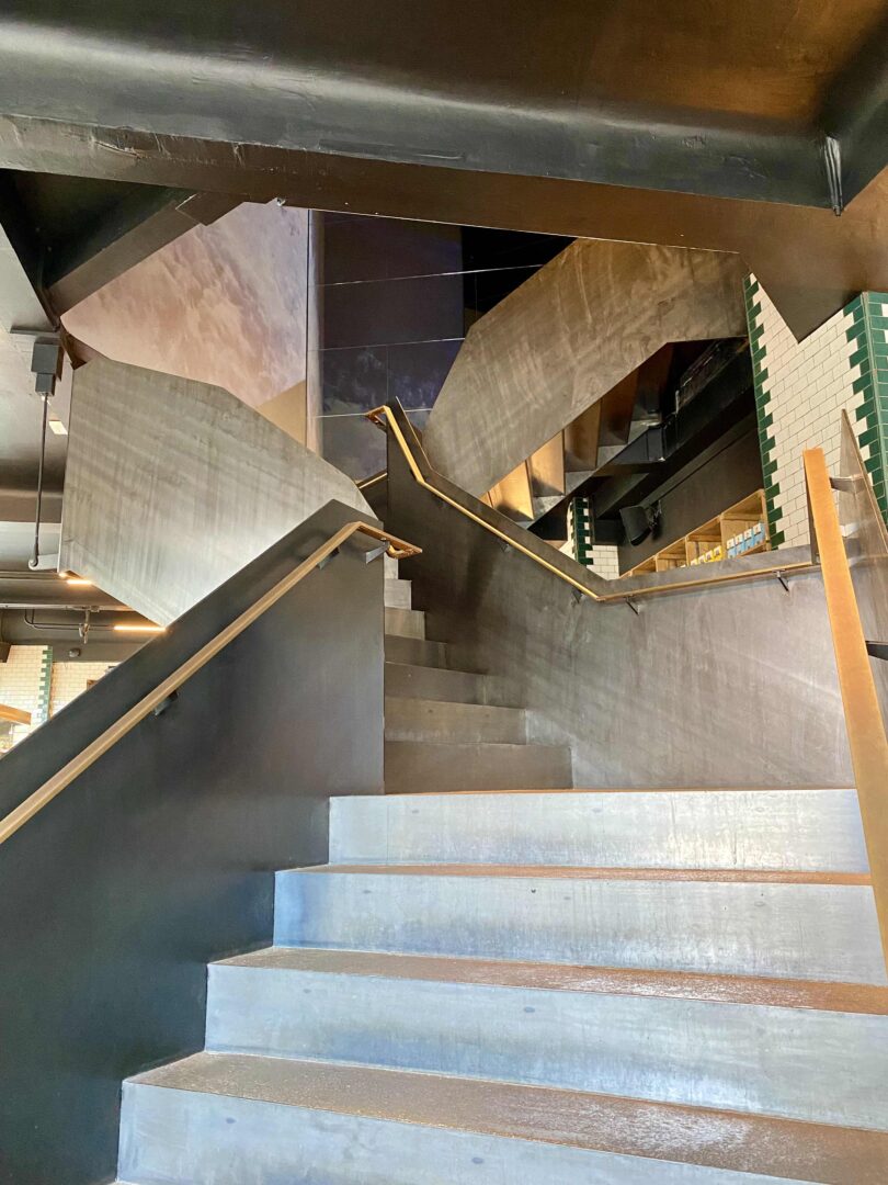 Mutterland Stammhaus Innenbereich