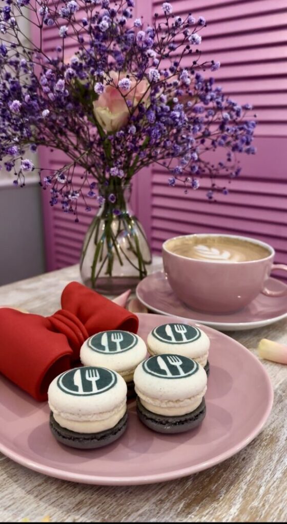 Pynk Coffee Macaraons with Logo