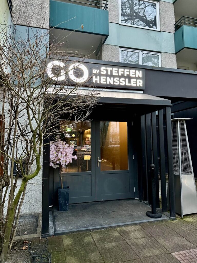 GO by Steffen Henssler Eingang