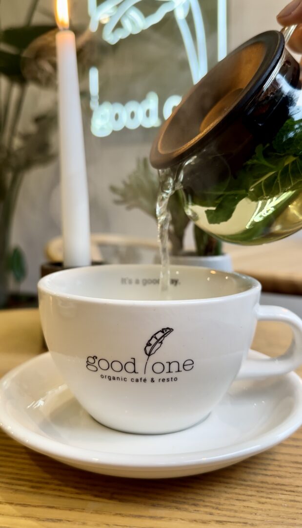 Good One Café Tee
