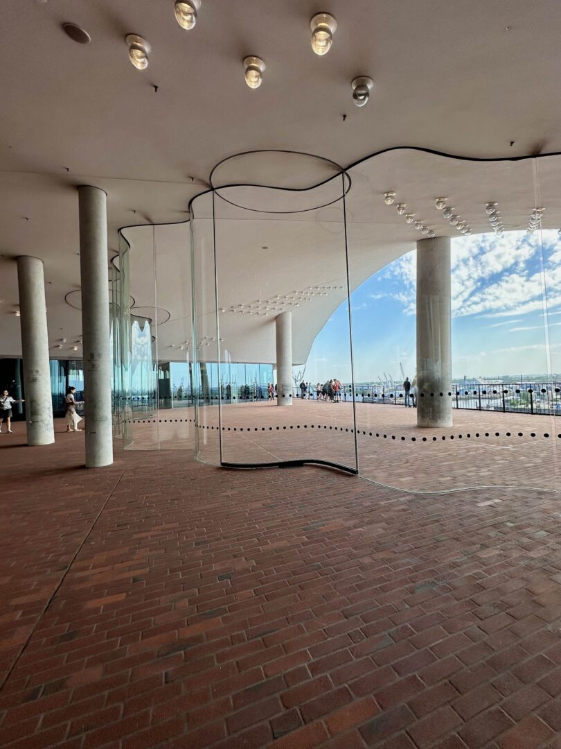 Elbphilharmonie Plaza