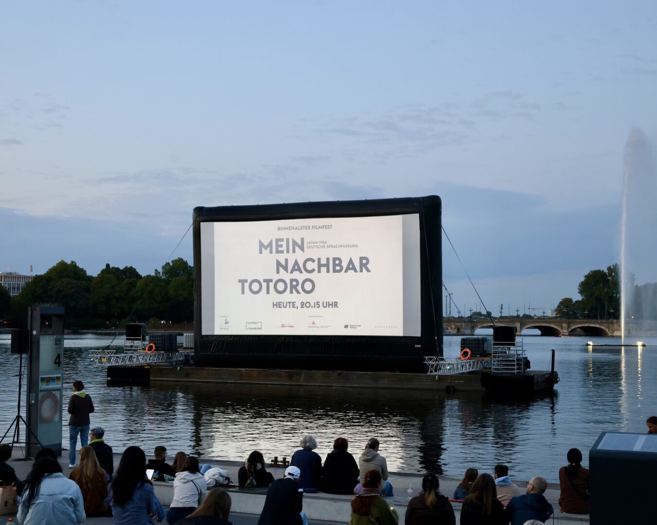 Binnenalster Filmfest Leinwand