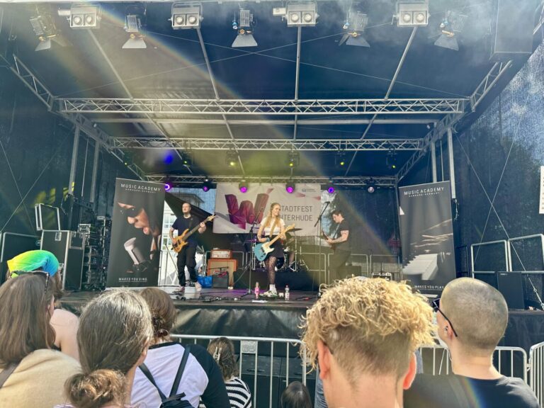 Stadtfest Winterhude – Flea Market Flair & Food Paradise