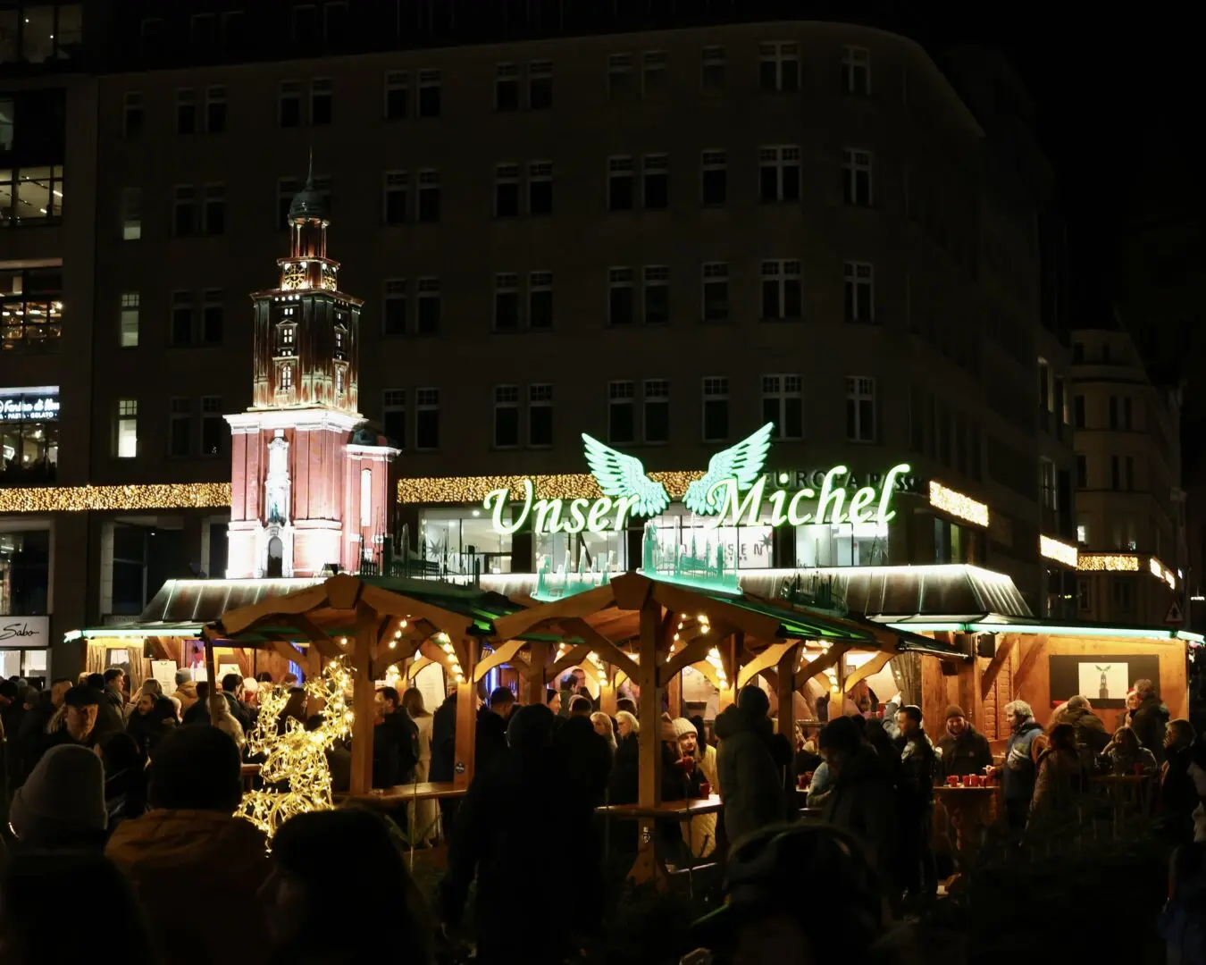 Weihnachtsmarkt Jungfernstieg Michel