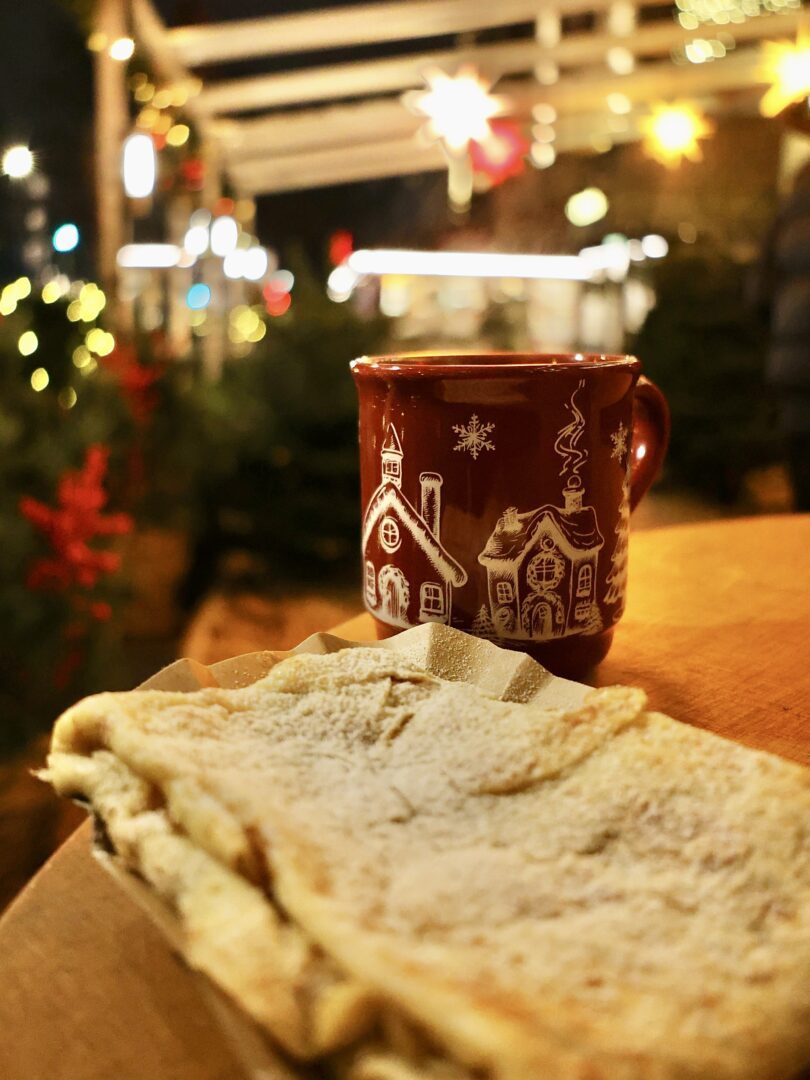 Grand Elysée Weihnachtsmarkt Crepes