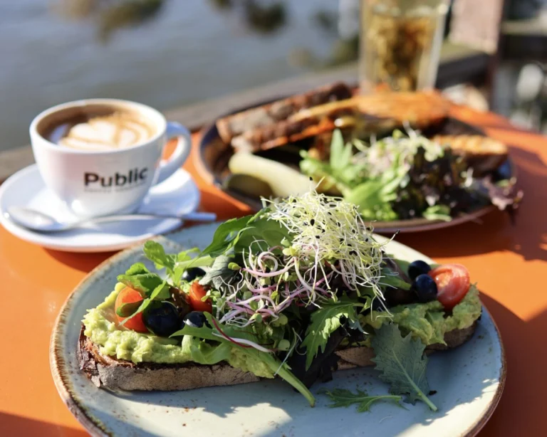 Entenwerder1 Avocado Brot