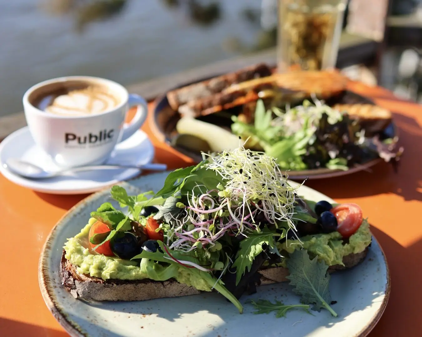 Entenwerder1 Avocado Brot