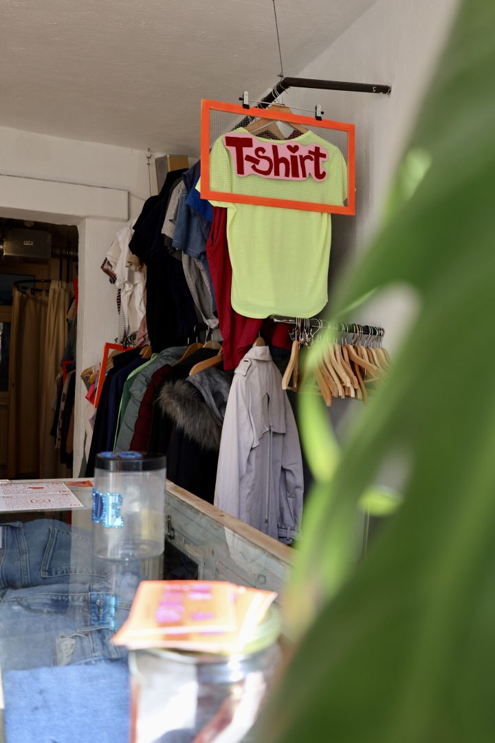 Umsonstboutique Tresen